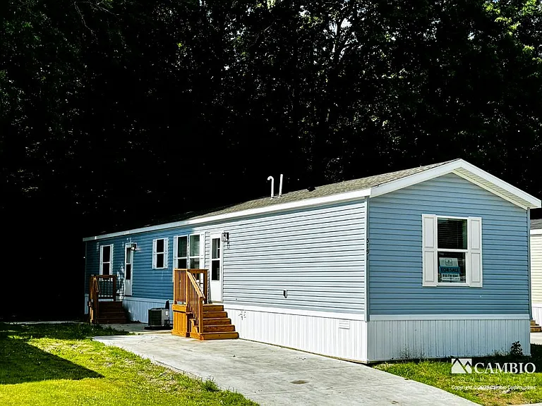Linden Place — Photo 12