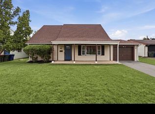 8 Marboro Ln, Willingboro, NJ 08046