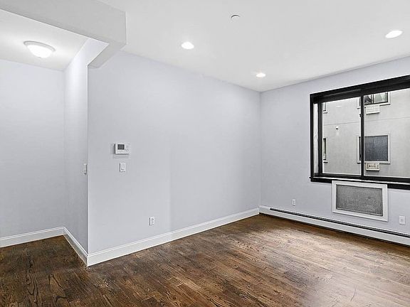 4th image of 39 Suydam St APT 3C