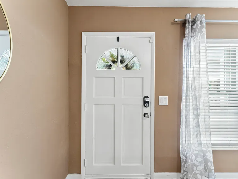 6272 Spring Forest Cir #5 — Photo 32