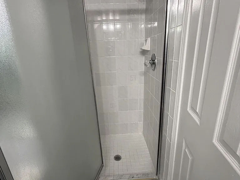 550 Cambridge St S #102 — Photo 20