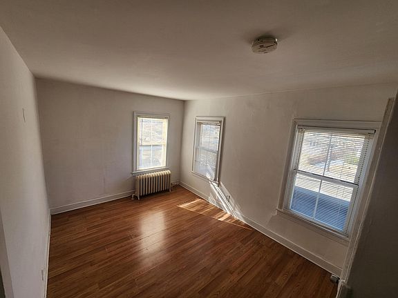 2nd image of 37 Jennings Ave APT 3