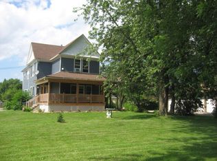 1296 Manitowoc Rd, Menasha, WI 54952