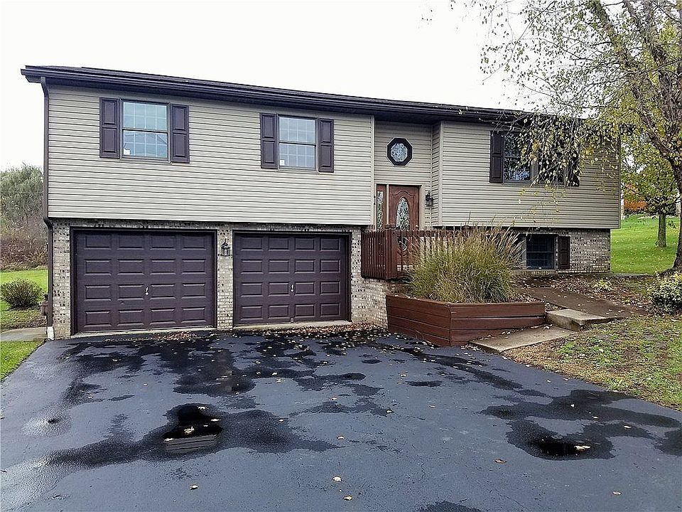 1st image of 107 Jenny Dr