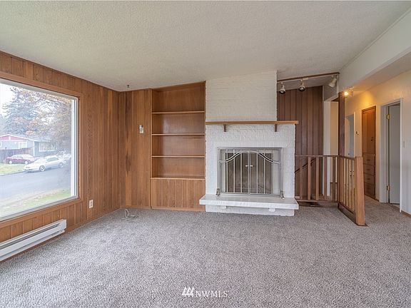2nd image of 1217 S Ashley Way