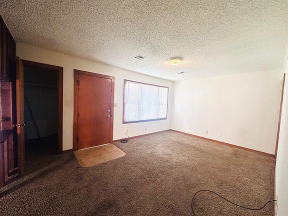 4th image of 421 W Cottonwood Ave
