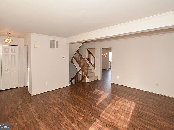 4th image of 3862 Mohr Oak Ct