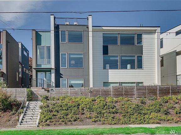 2nd image of 6907 Seward Park Ave S