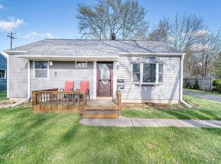 198 Floral Dr, Battle Creek, MI 49015