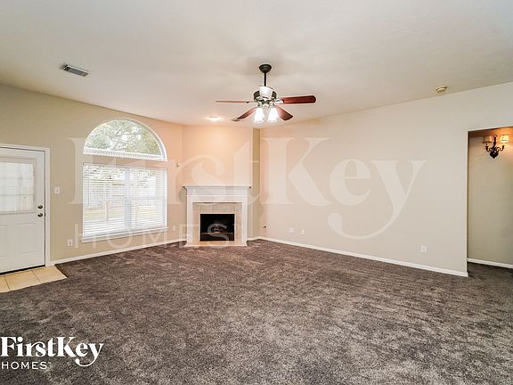 3rd image of 323 Diamond Bay Dr