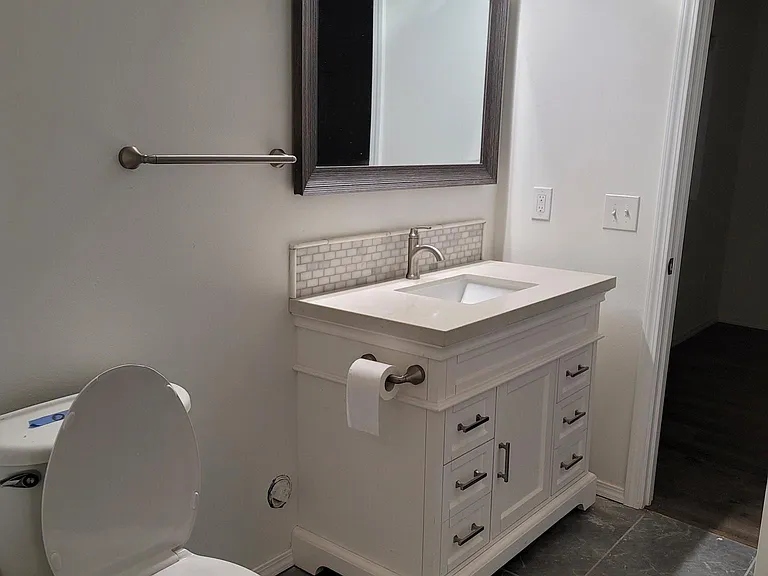141 S Ann St #303 — Photo 3