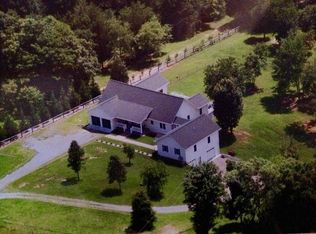 200 High Meadows Dr, Wirtz, VA 24184