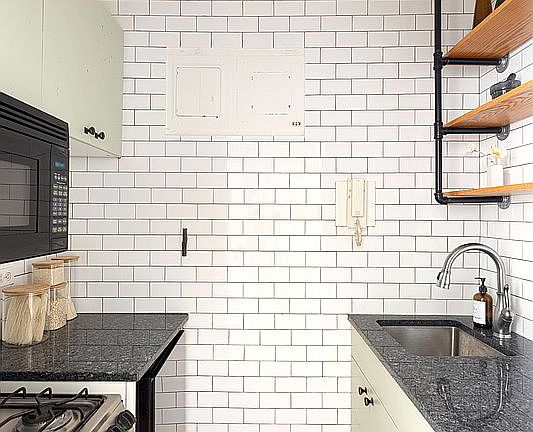 5th image of 288 Lexington Ave APT 8-D