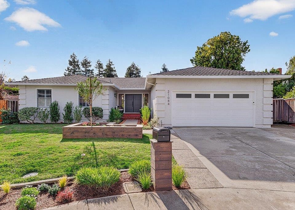 1st image of 21084 Marcy Ct