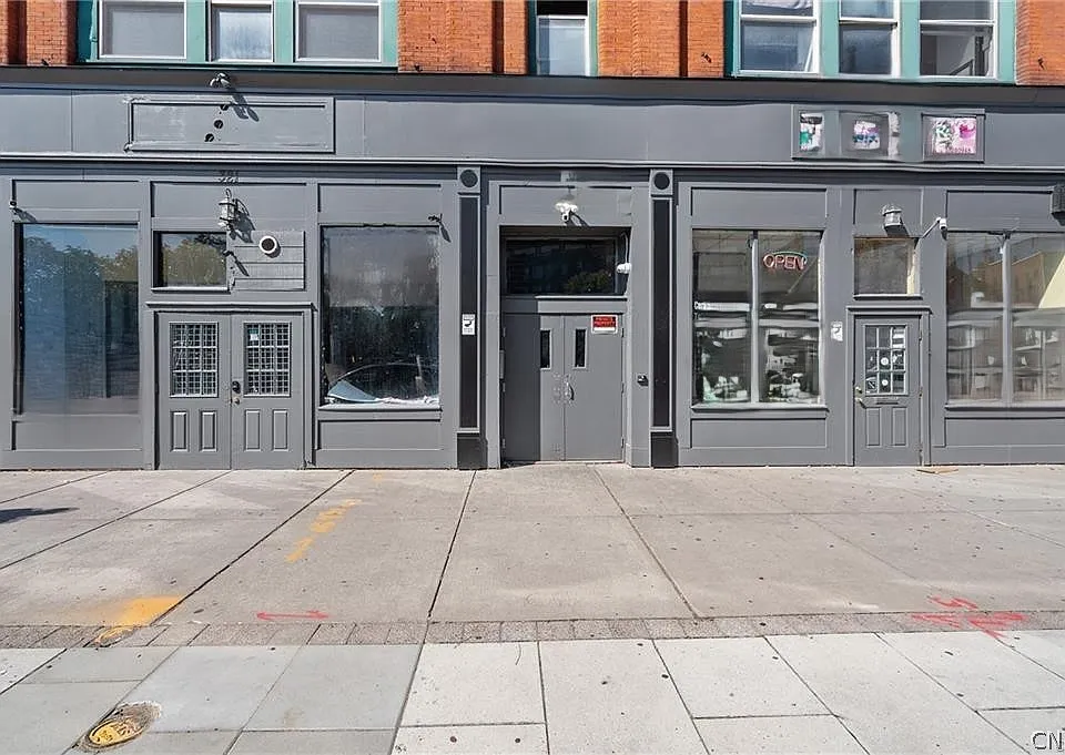 319 N Salina St