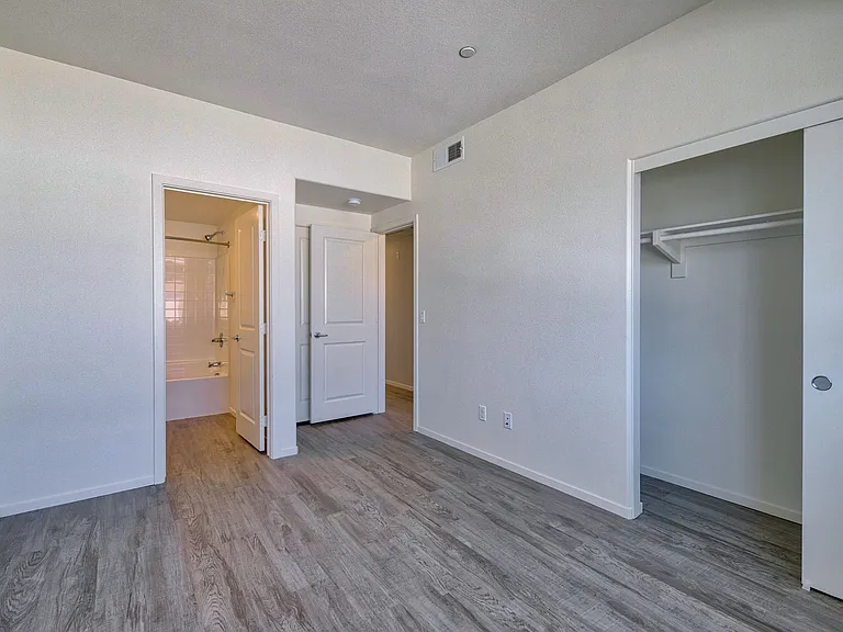 1525 G Ave — Photo 10