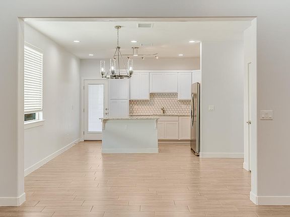 2nd image of 15201 Purpose Ave
