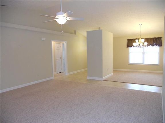 4th image of 519 Millwood Meadows Dr