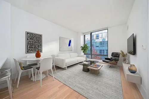 531 Myrtle Ave #4B Photo 1