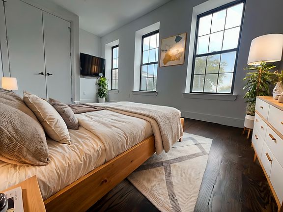 5th image of 2318 Avenue D #2