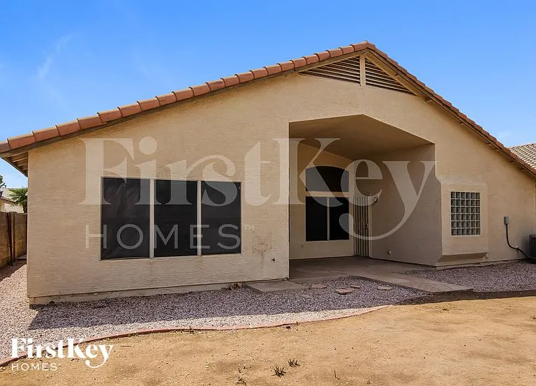 2405 N 128th Dr — Photo 14