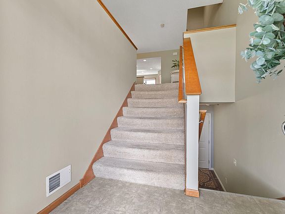 5th image of 15188 French Dr N