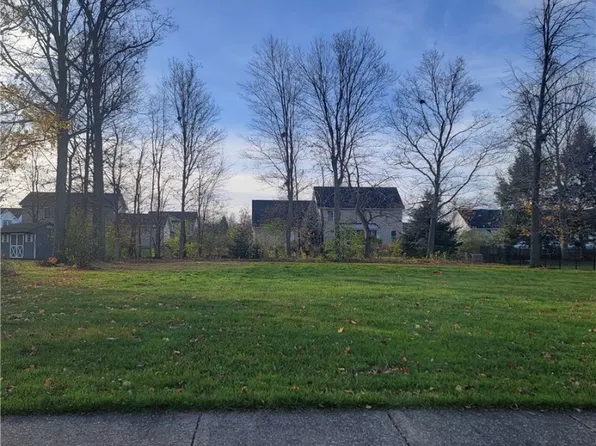 19 Manitoba Woods, Spencerport, NY 14559