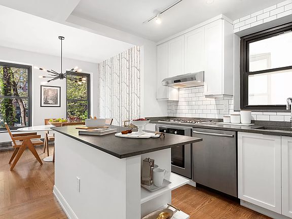 4th image of 422 W 20th St APT 2H
