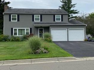 2718 Plaza Dr, Endwell, NY 13760