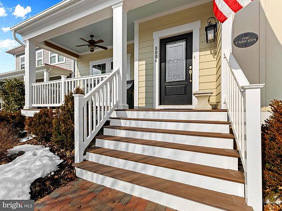 4th image of 8006 Parrotts Lot Cir