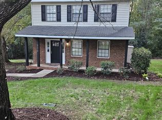 936 Highland Mist Ln, Charlotte, NC 28215