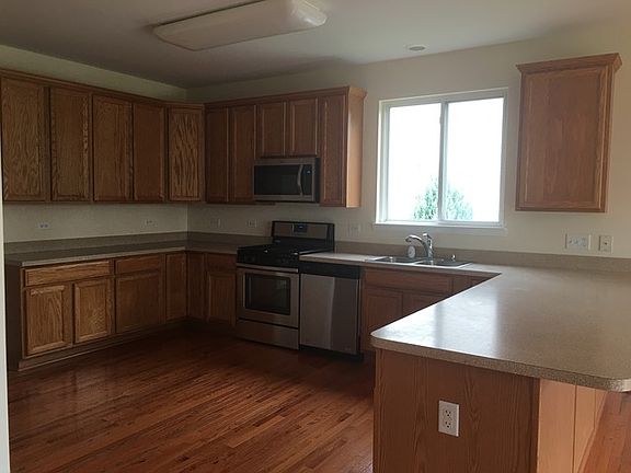 5th image of 2400 Vivaldi St