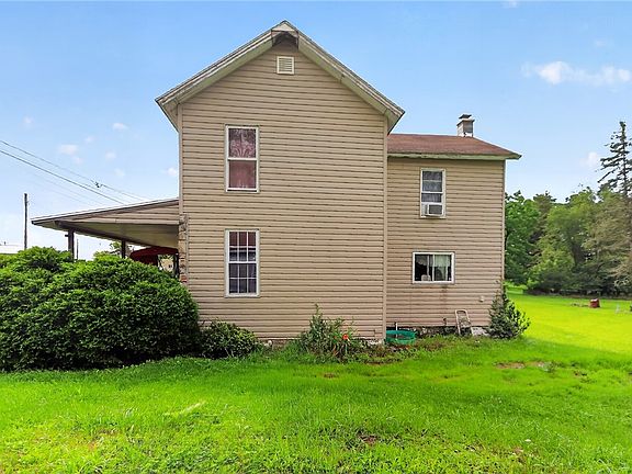 5th image of 782 Fairview Rd