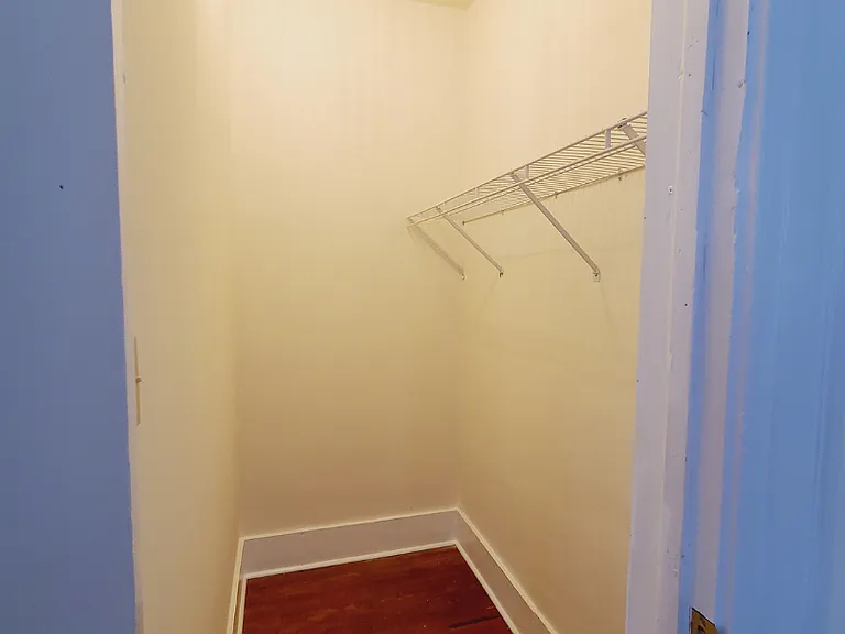2097 Heckle St #B — Photo 7