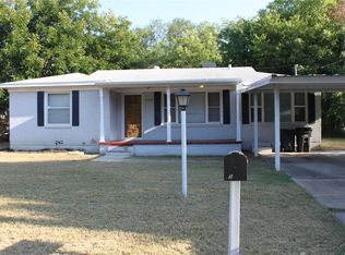 5113 Redbud Ln, Fort Worth, TX 76114