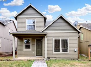 40428 Dubarko Rd, Sandy, OR 97055