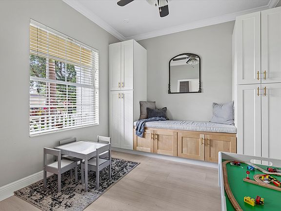 3rd image of 11758 Forest Park Cir