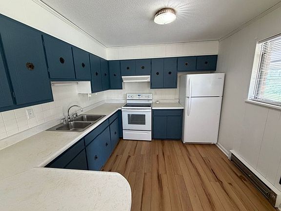 3rd image of 712 Carter Sells Rd #10