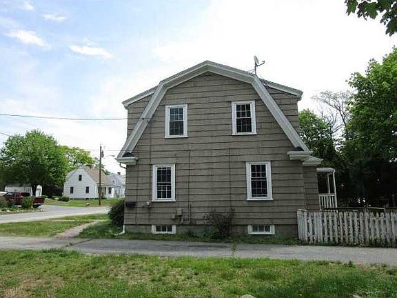 4th image of 49 Dewey Ave