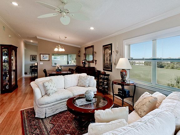 5th image of 9610 Club South Cir Unit 4308