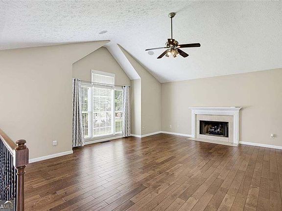 5th image of 1822 Penrose Ct