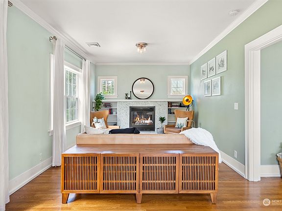 5th image of 815 E Orchard Drive