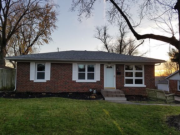 2nd image of 3918 W Columbia St