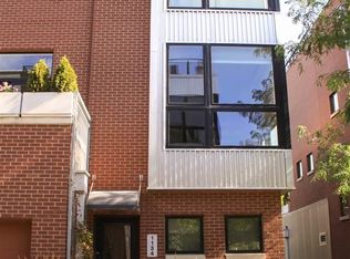 1134 Mayberry Plz, Omaha, NE 68108