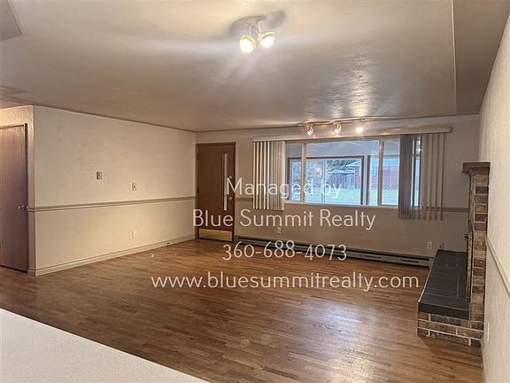 4th image of 4812 21st Ave SE