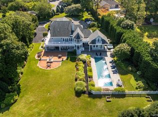 1 Pembroke Drive, Glen Cove, NY 11542