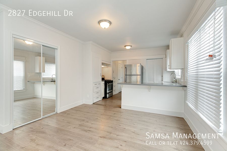 1st image of 2827 Edgehill Dr