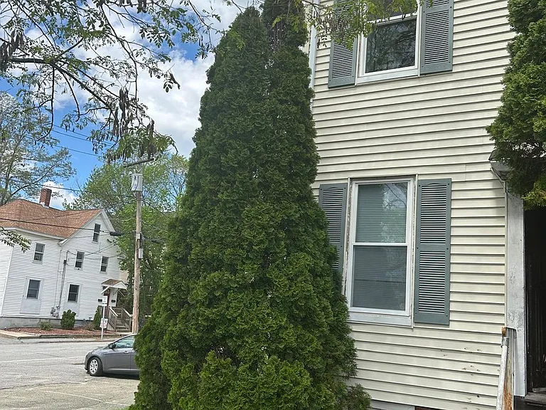 12 Pleasant St — Photo 8