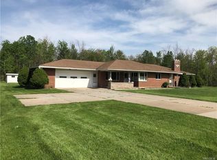 5057 Transit Rd, Lancaster, NY 14086