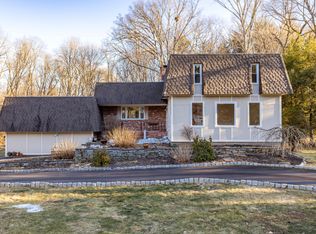 19 Rocklyn Dr, West Simsbury, CT 06092